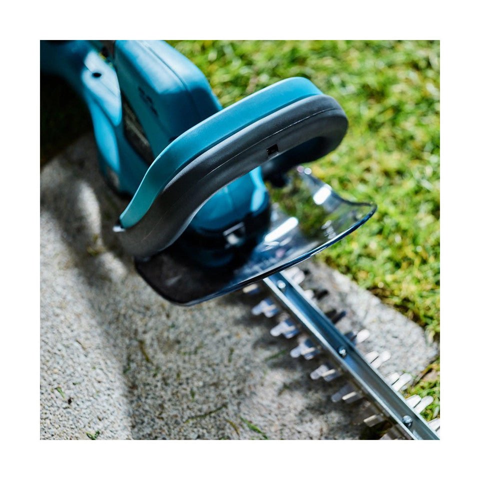 makita-duh523z-18v-52cm-cordless-hedge-trimmer-body-only__88590.1677181297